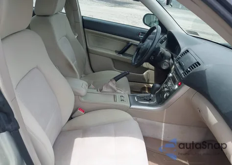 2007 Subaru Outback 2.5I z USA, uszkodzony, nr VIN 4S4BP61C177305309